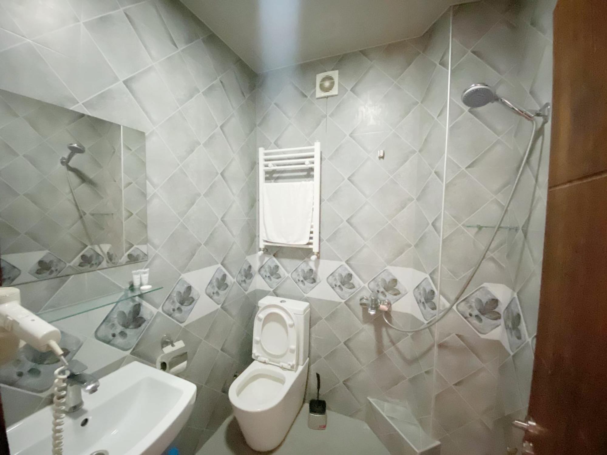 Chonkadzehotel Tbilisi ภายนอก รูปภาพ