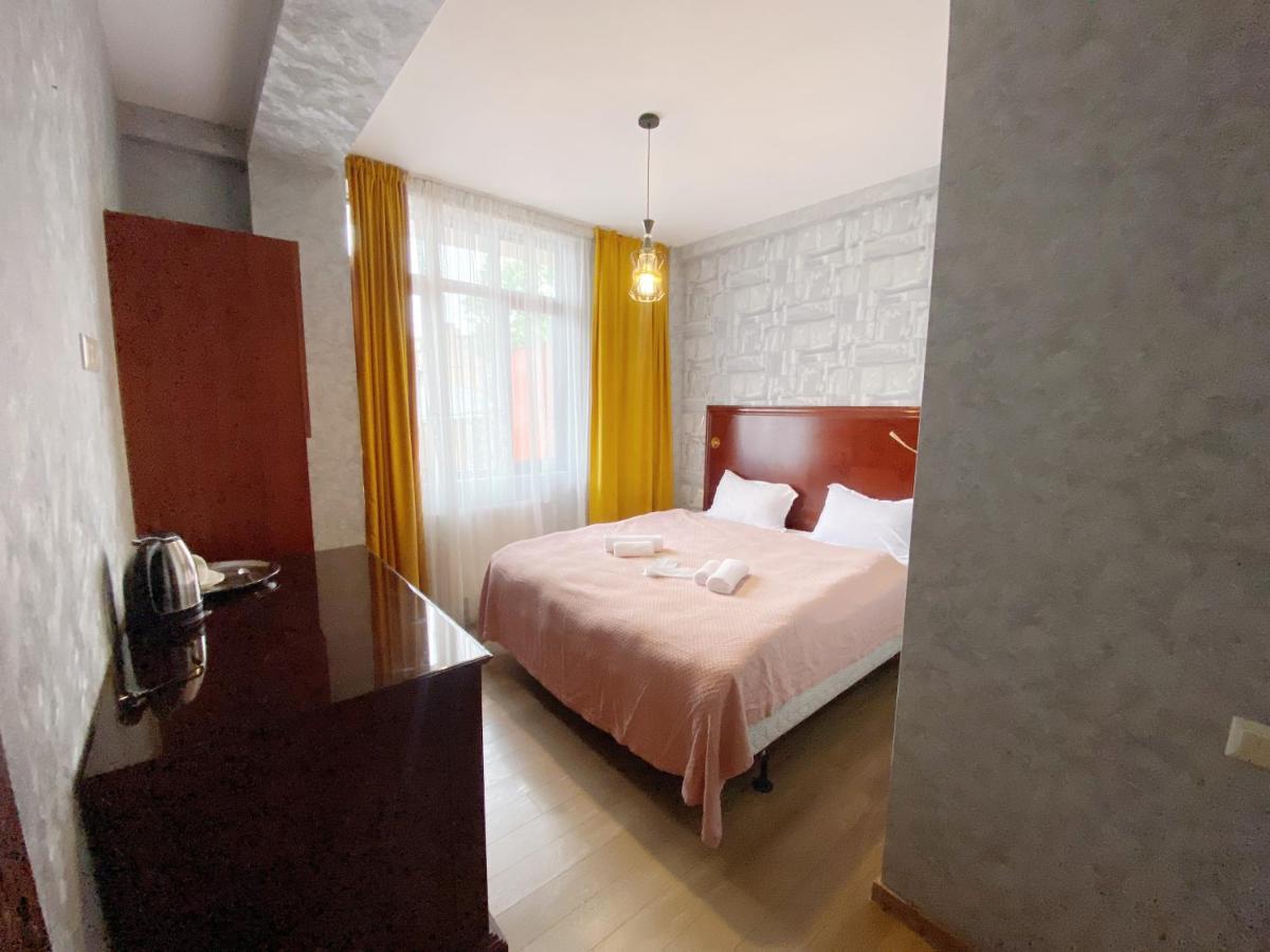 Chonkadzehotel Tbilisi ภายนอก รูปภาพ